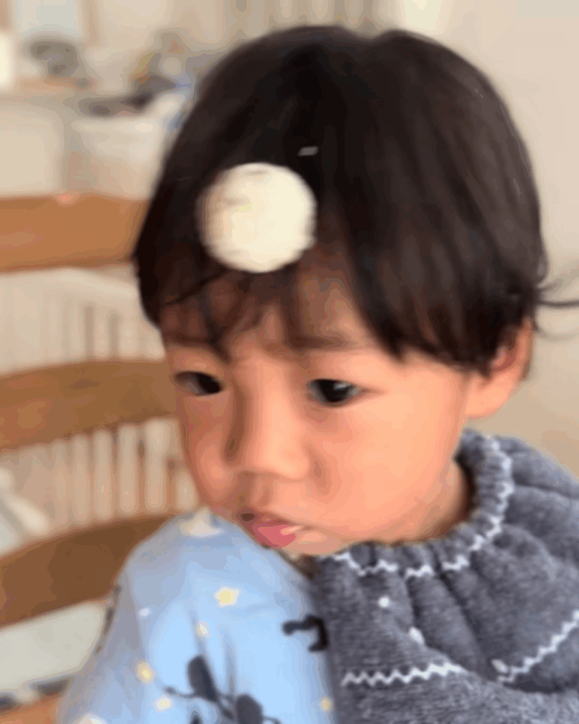 おでこに何がついているの？（＠yuninohiさんより提供）