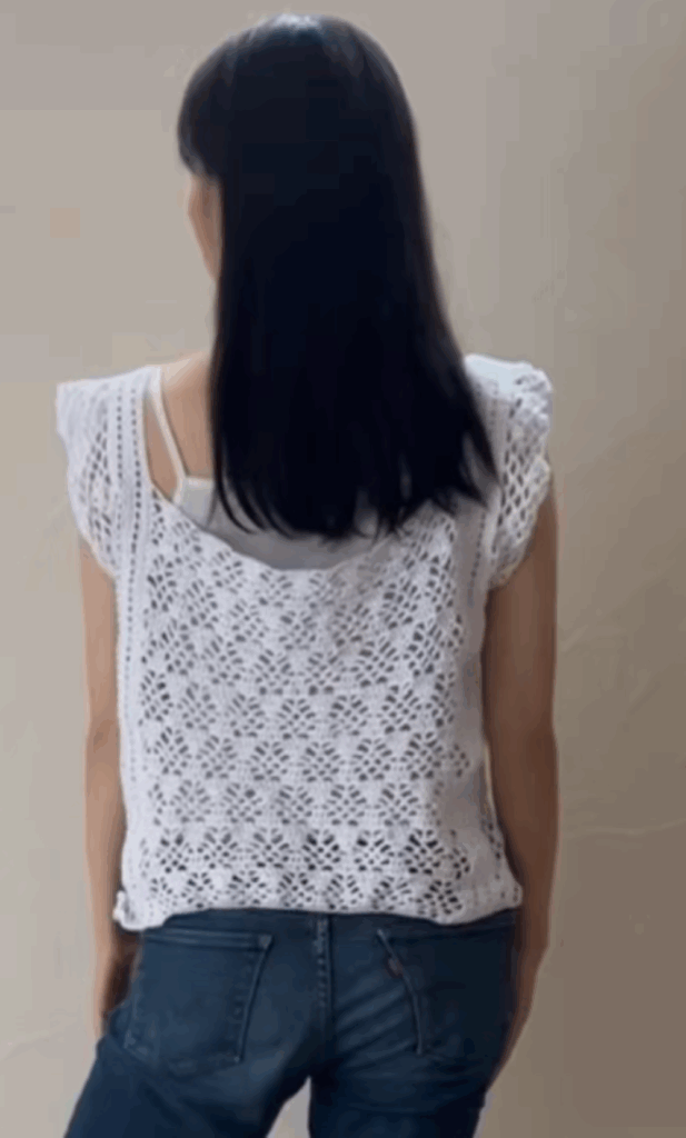 後ろ姿（＠korinbosuke_holidayさんより提供）