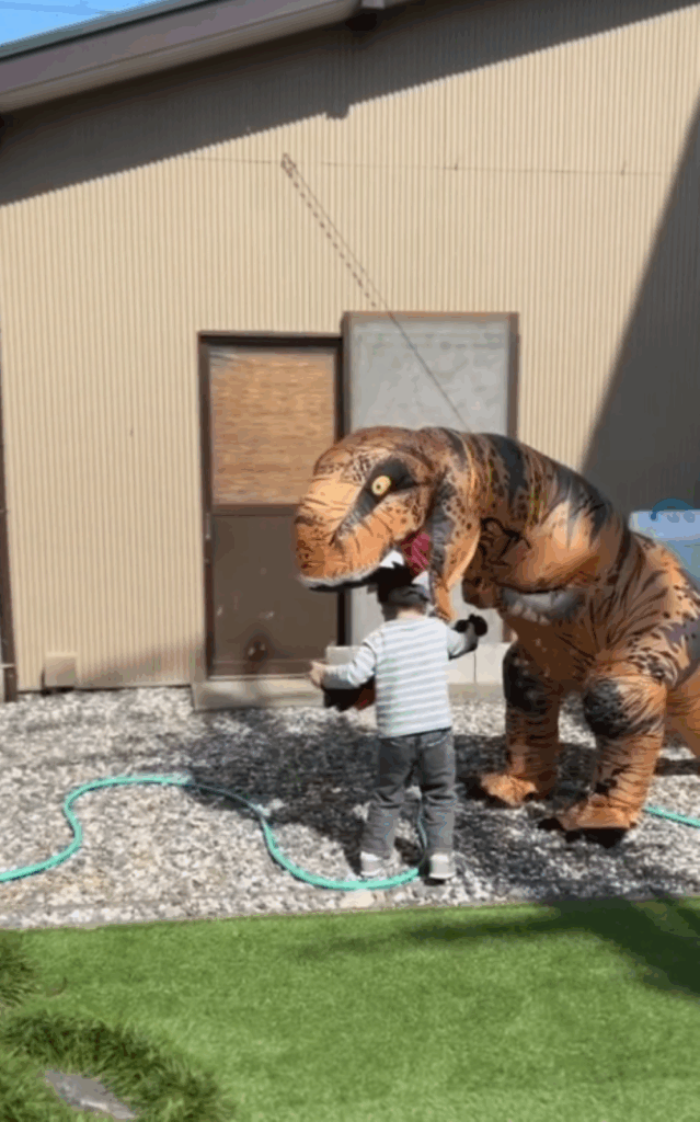 ヒーローごっこ②（＠wakkunnnnnnさんより提供）