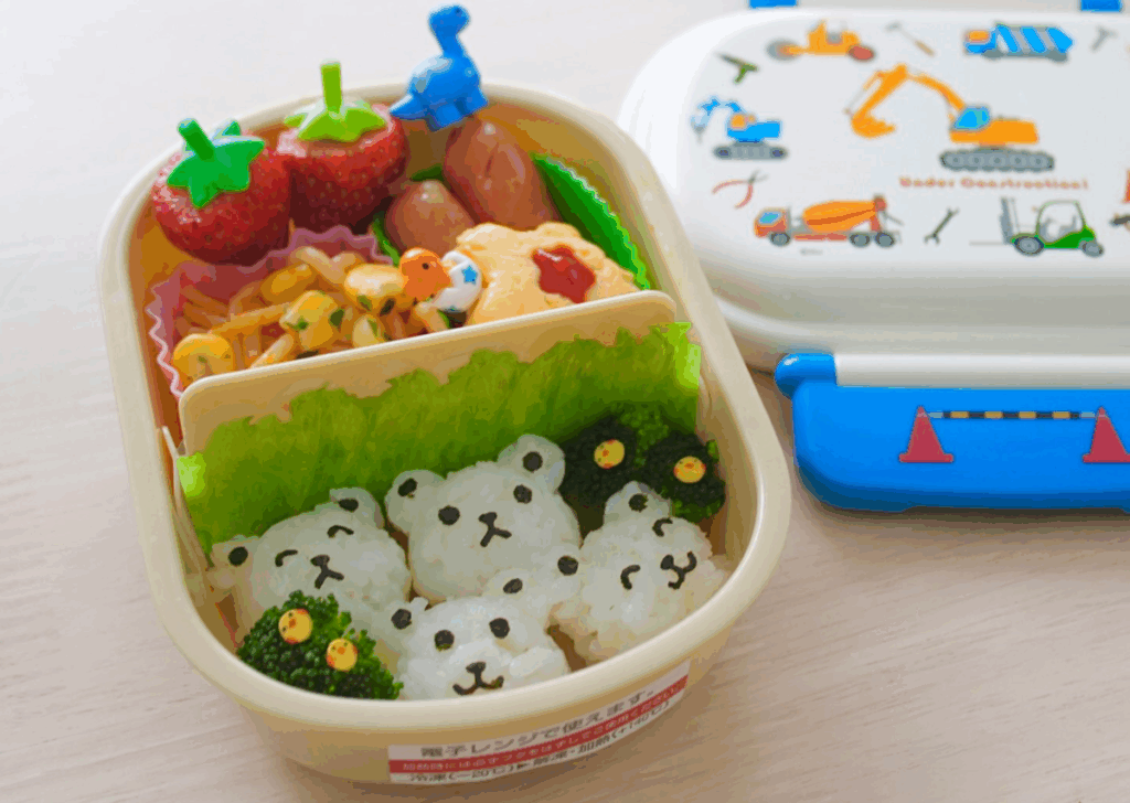 ママさんが作ったお弁当（@naco_1217さんより提供）