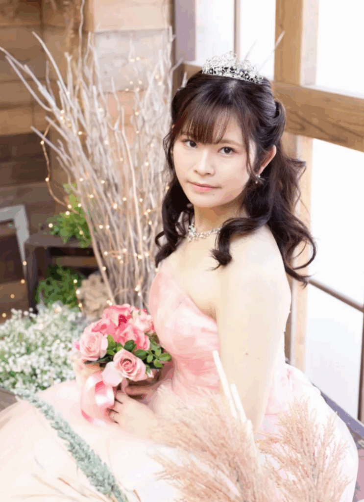 ウエディングドレス姿（@u_wakana_0612さんより提供）