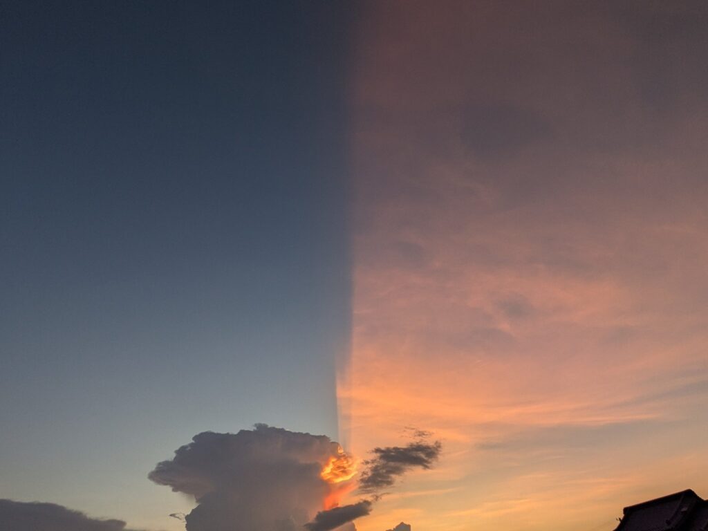 半分に分かれたような空の写真（＠clona7marojyuさんより提供）