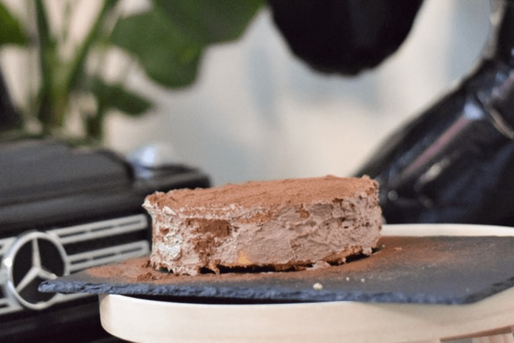 崩す前のケーキ（＠_____aran_さんより提供）