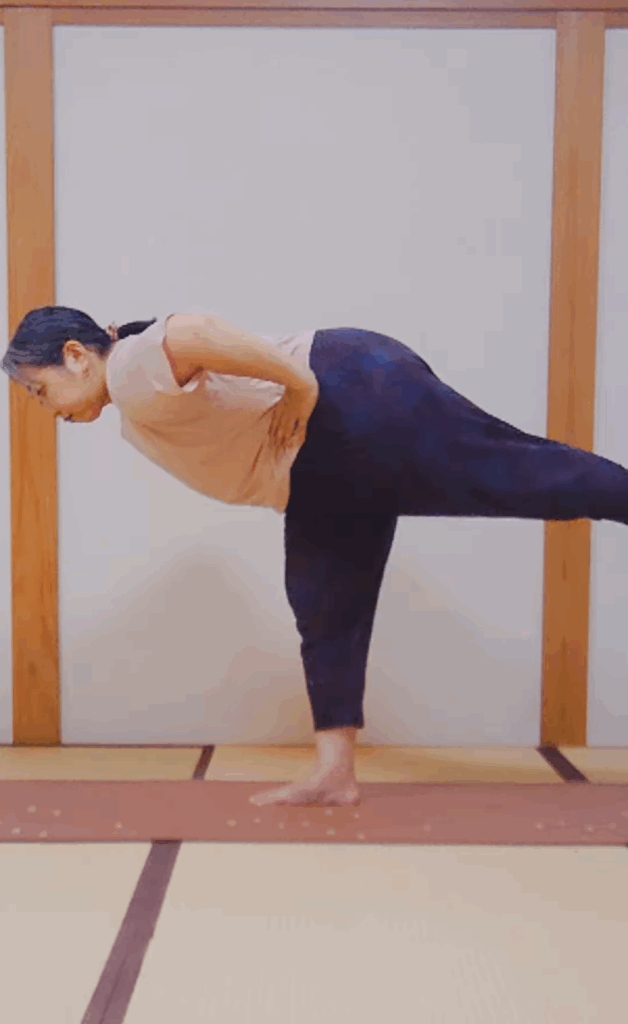 よーこさん⑥（＠yoko_plussizeyogaさんより提供）