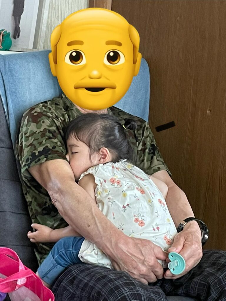 おじいちゃんとのお留守番（＠koumamadesu28さんより提供）