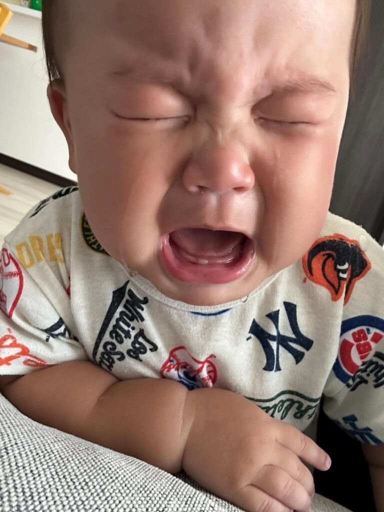 大泣きの息子さん（＠riiiiipiiiiii3450さんより提供）