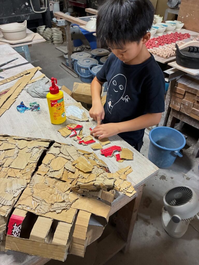 制作風景③（＠ma.koubouさんより提供）