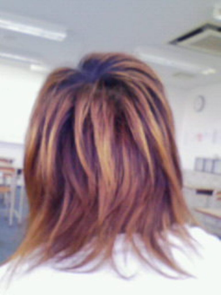 当時流行の髪型（＠__uk2uk2__さんより提供）