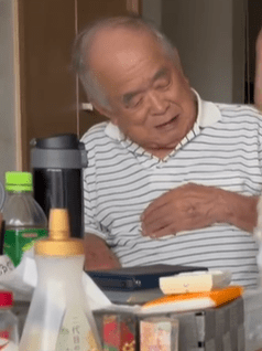 【実際の写真】隣をよく見ると