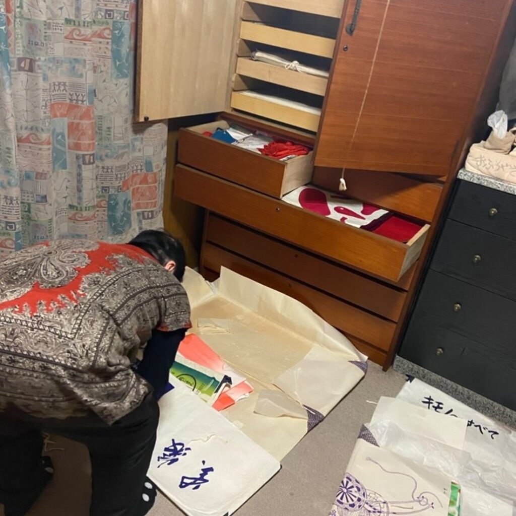 おばあちゃんの家には着物がたくさん！（＠pepe___peさんより提供）