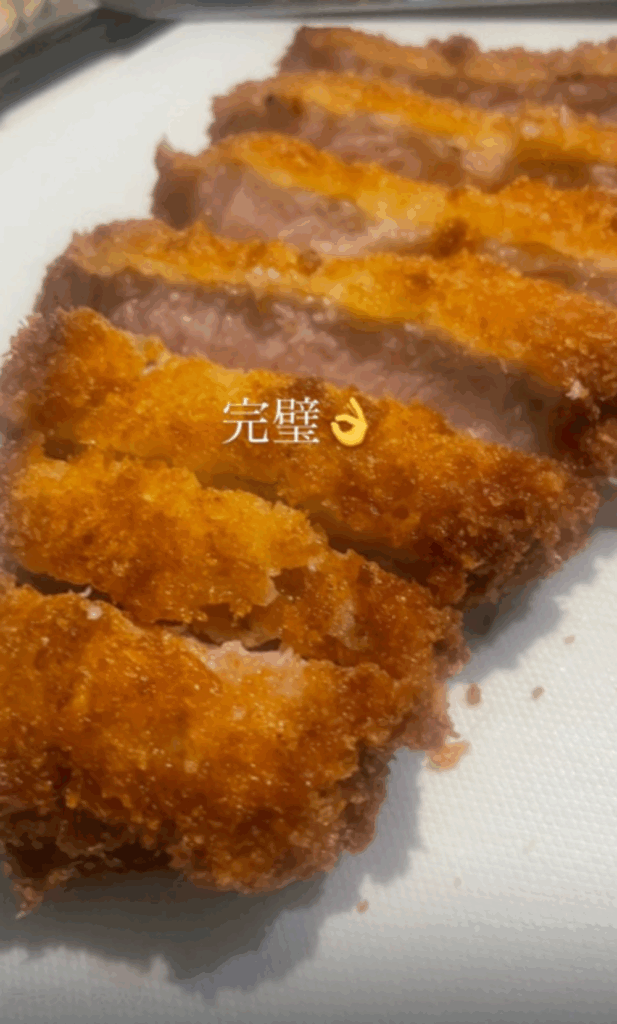 次男さんが作ったとんかつ（@aimerfeel330さんより提供）