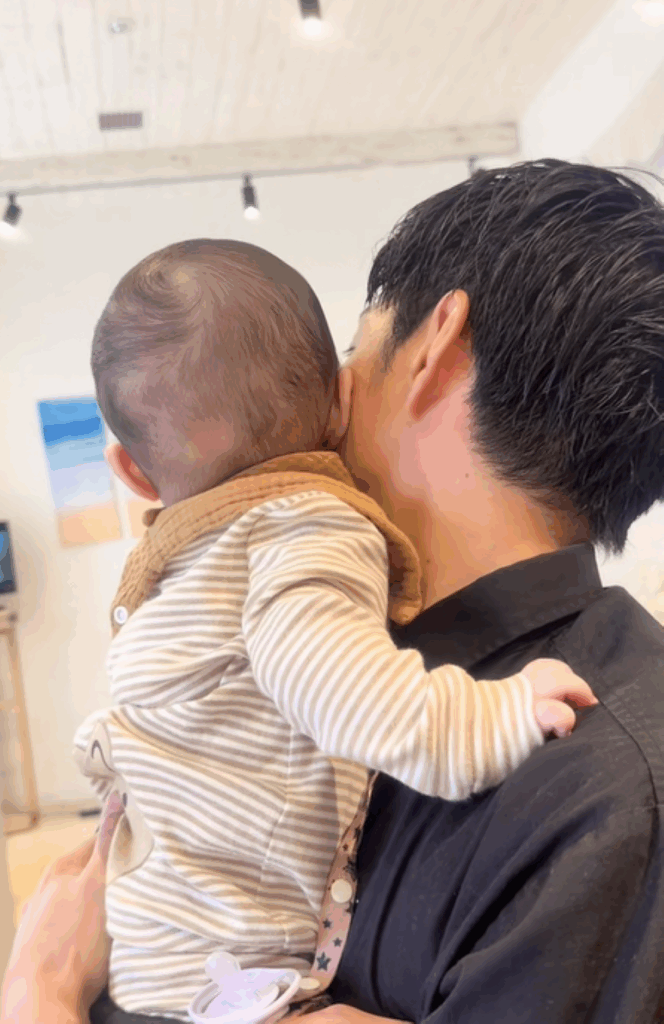 パパさんと息子さん②（＠mujakina_hitsuzikunさんより提供）