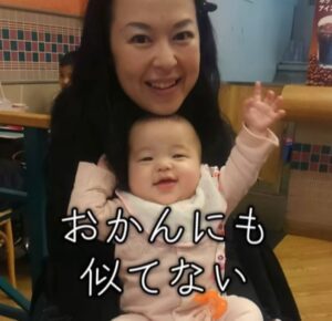 赤ちゃんを見て…ママ「誰に似てるんだろう」　行き着いた答えに「遺伝子って不思議」「うちの旦那は…」「私の子どこ？ってなりますよね」