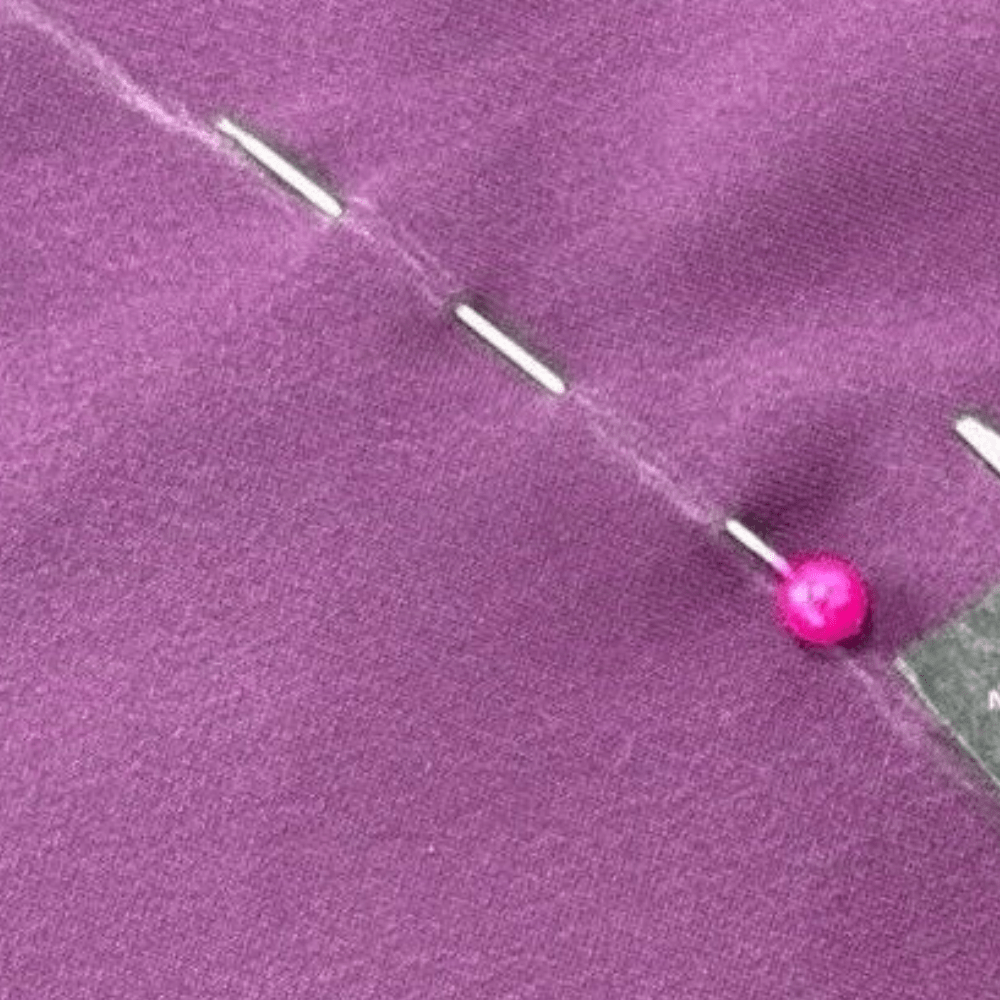 線を引いて布を切るのが面倒…ライフハックを公開した結果に「目からウロコ」「革命的だ」