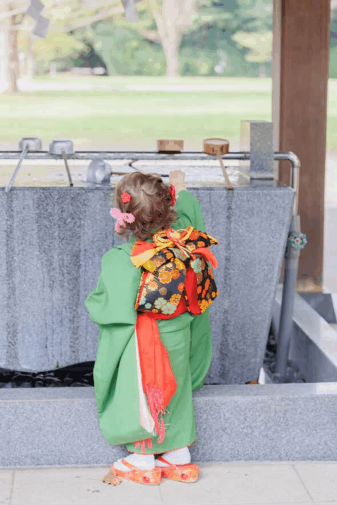 緑の着物を着た娘さんの写真②（＠mao_fittxさんより提供）