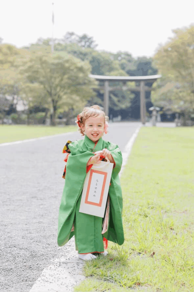 緑の着物を着た娘さんの写真③（＠mao_fittxさんより提供）