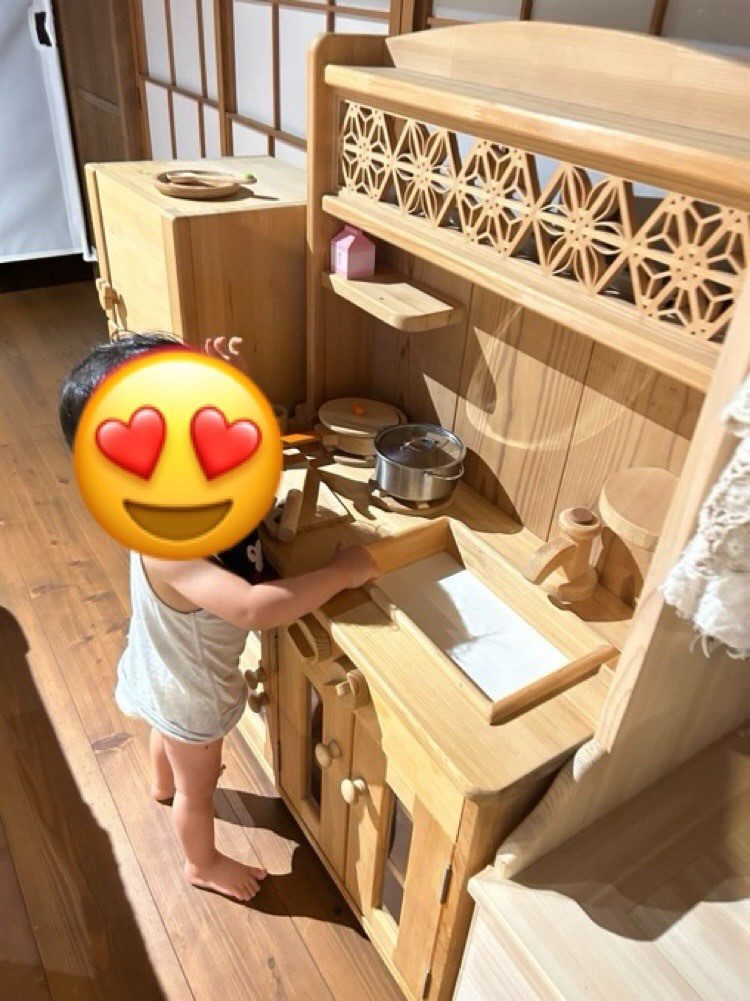 キッチンは2人目のお孫さんへ（@inanori0503さんより提供）