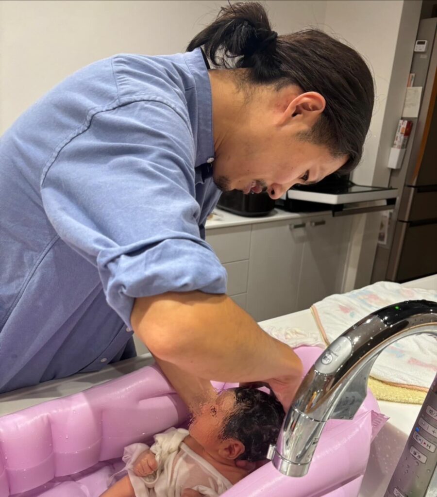 子どもと過ごす様子①（＠asaikazuki_nyyさんより提供）