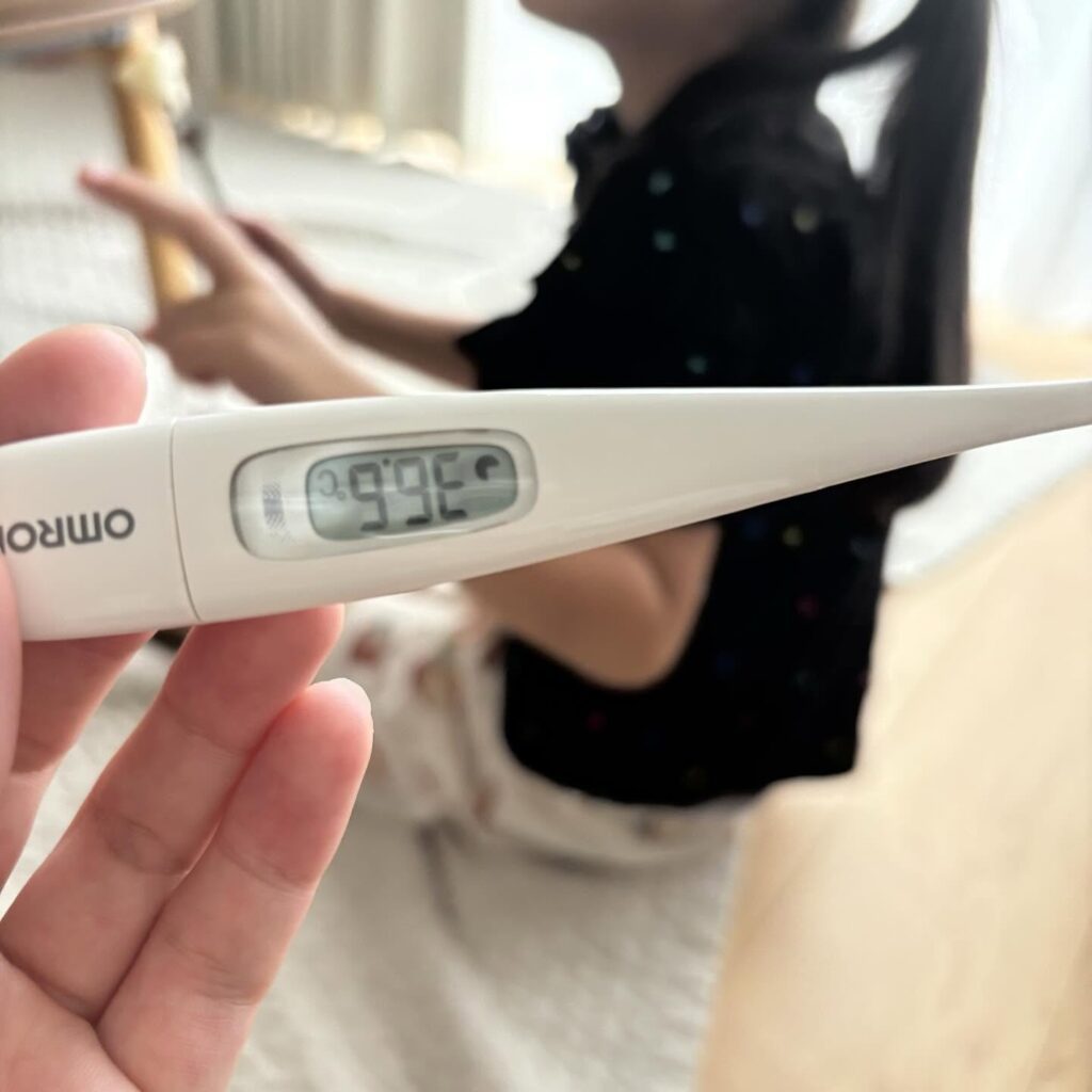 娘さんが見た検温結果（＠hima.__.homeさんより提供）