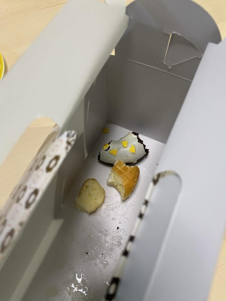 パパさんに残したドーナツ（＠ma.ru.co.lifeさんより提供）