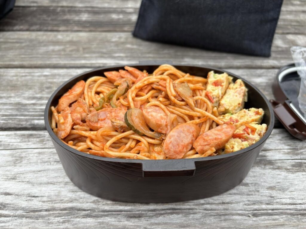 【実際の写真5枚】　お弁当の様子