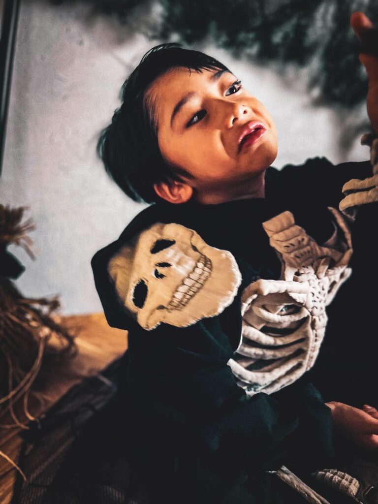 ハロウィーンの衣装を着た息子さん④（＠pachiko0729さんより提供）