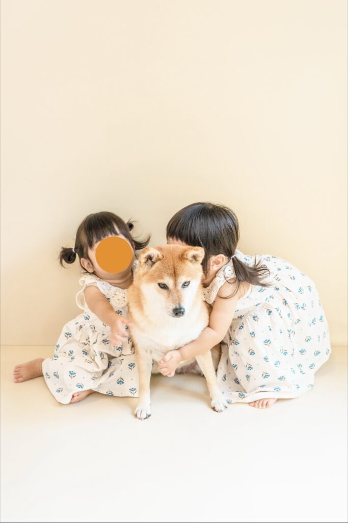 娘さんとハグ（＠shiba_mugistaさんより提供）