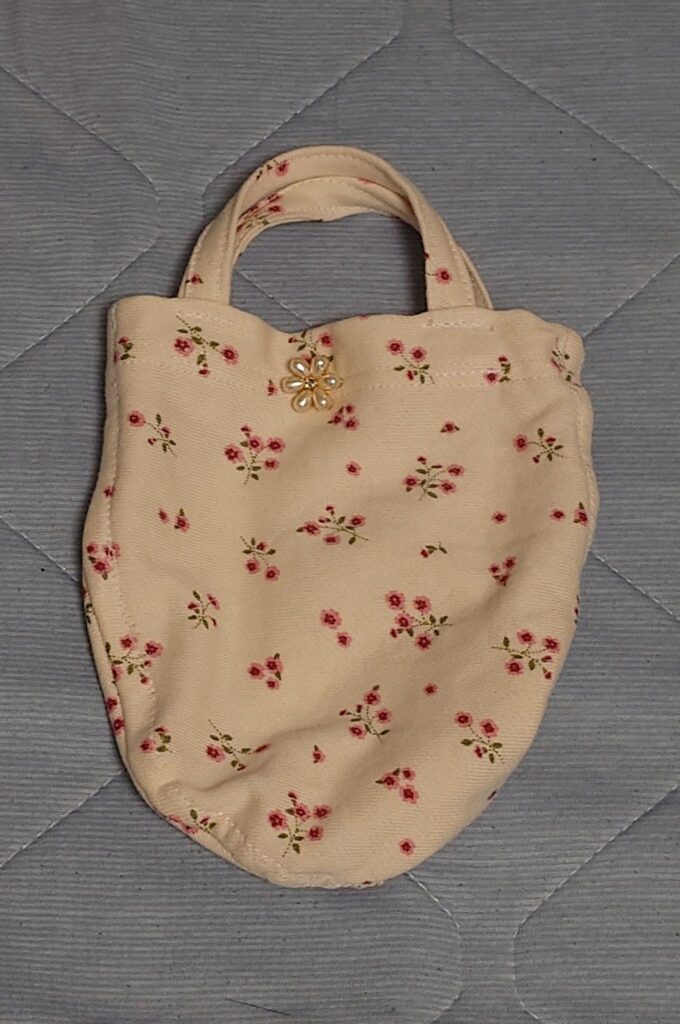 リメイクしたポーチ（＠psypsytukiさんより提供）