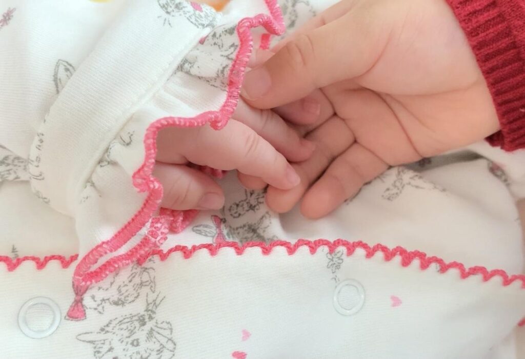 【実際の写真】仲良しな姉妹