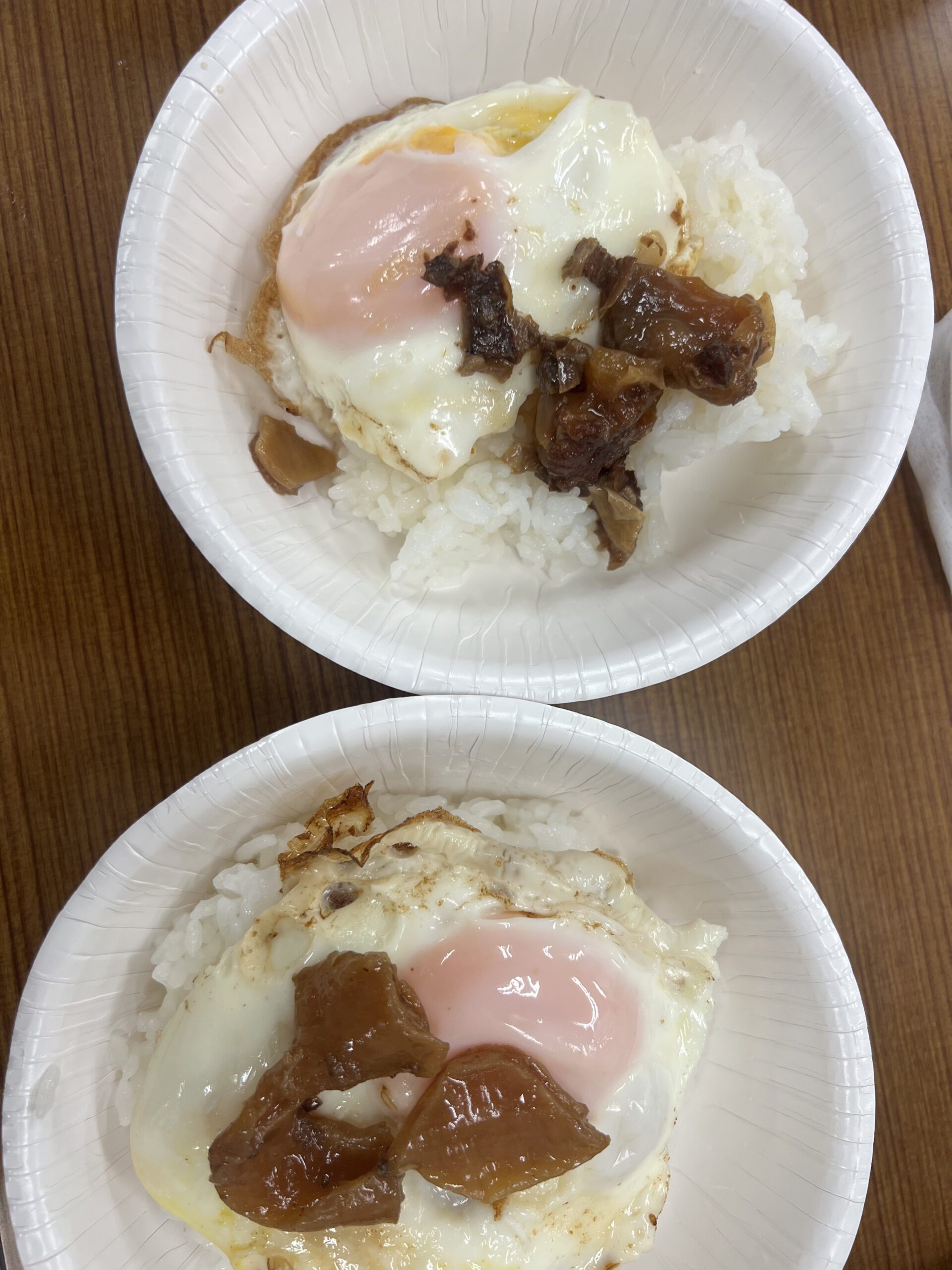 目玉焼きご飯から始まった“自炊生活”。しかし現在…友人のために振る舞う料理の数々に「お店みたい！」「プロ級だ！」の声