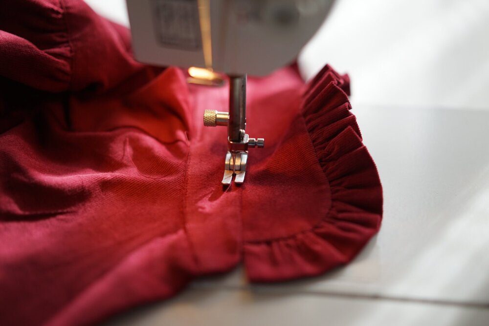 母と祖母のためにワンピースを作った息子。こだわり溢れる完成品に「このまま写真集できそう」「こんな可愛い歳の楽しみ方をしたい」