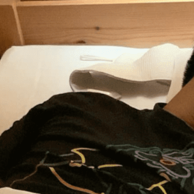 パパに生後4ヶ月息子の寝かしつけをお願いすると…。→30分後、ママが見た“まさかの姿”に「なんだか面白い」「微笑ましい」