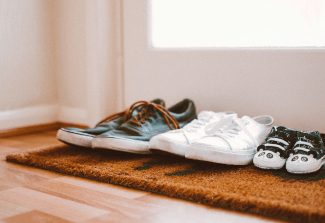 【写真3枚】手合わせする様子