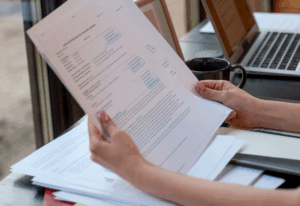 アメリカで迎えた新学期。担任から渡された“1枚の紙”に「自由でいいな」「とても合理的」【海外】