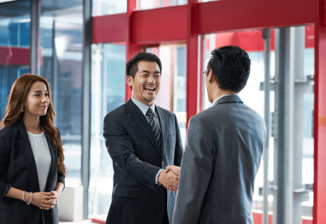 【写真3枚】箱詰めのお菓子