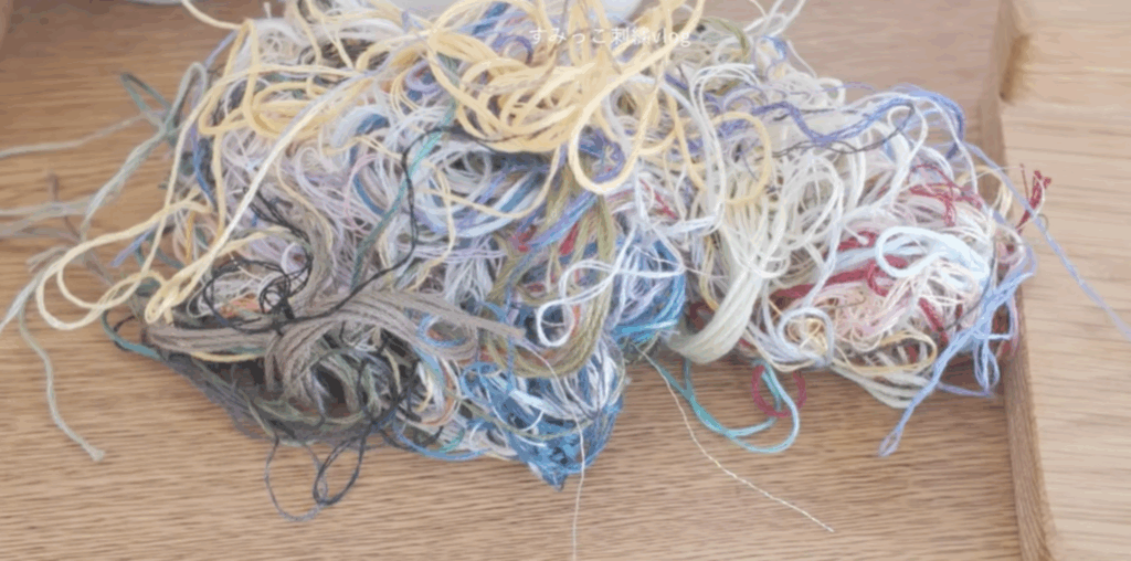 色とりどりの残り糸（＠nussknacker_sumikkoさんより提供）