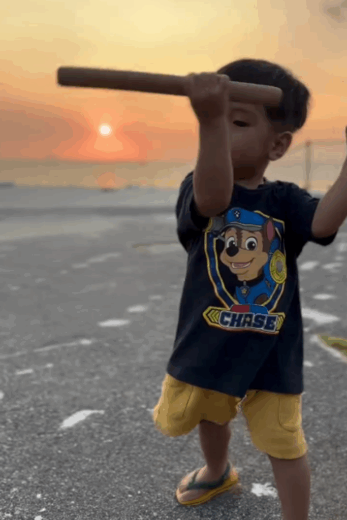 いさましいポーズが決まってる！（＠senayuri_gramさんより提供）