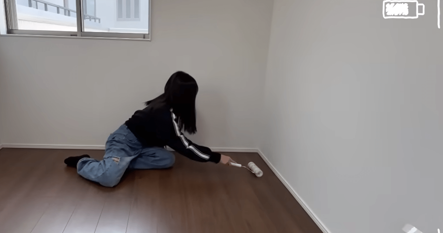 中1女子「部屋全体を白にしたい」　母たちも協力し、その2週間後…”まさかの光景”に「最高」「憧れるぅぅ」「羨ましい！」