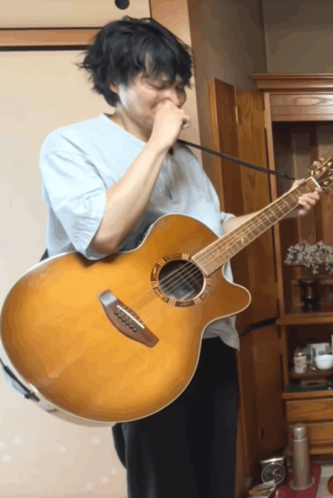 涙があふれる様子（Motoyaさんより提供）