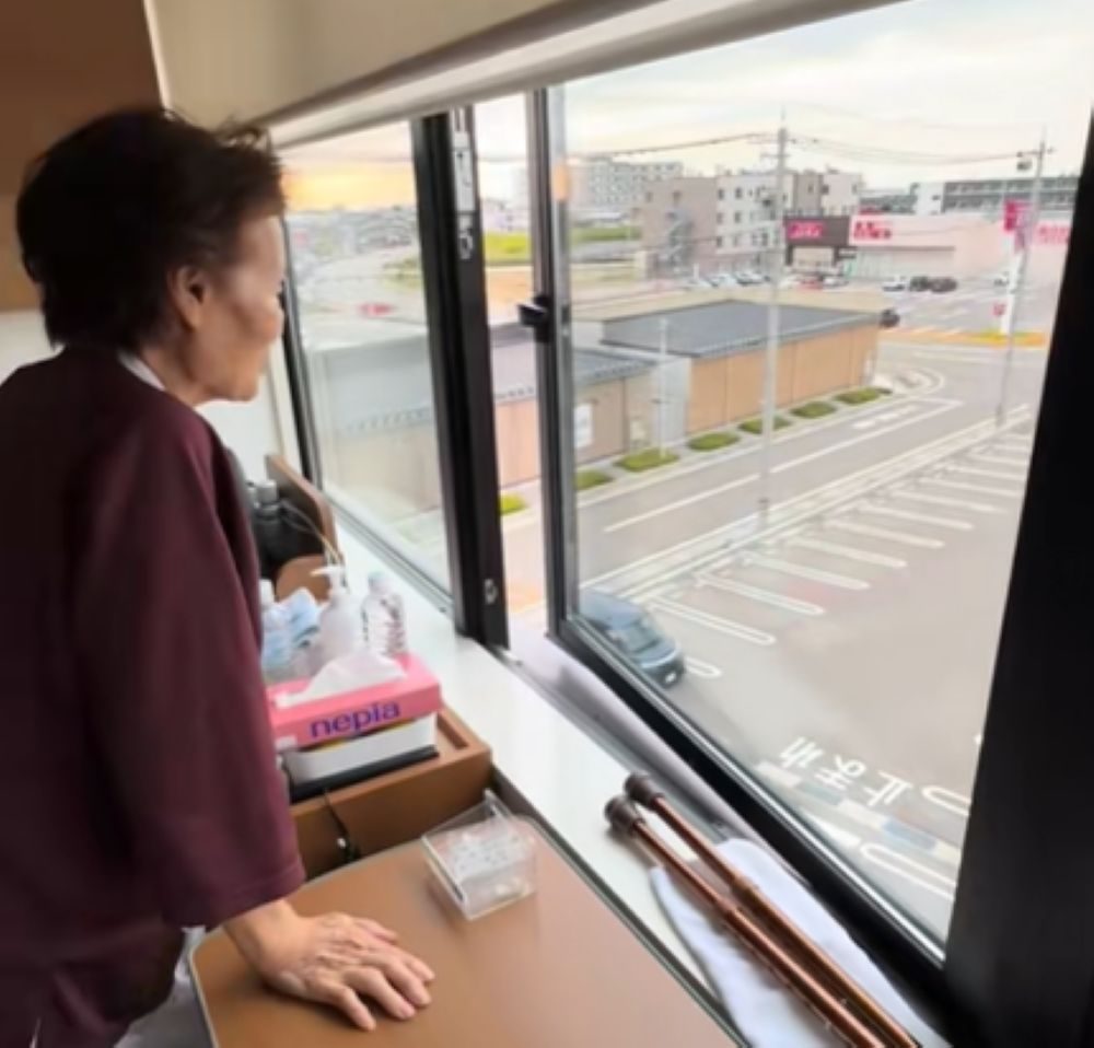 【実際の写真】外をよく見ると