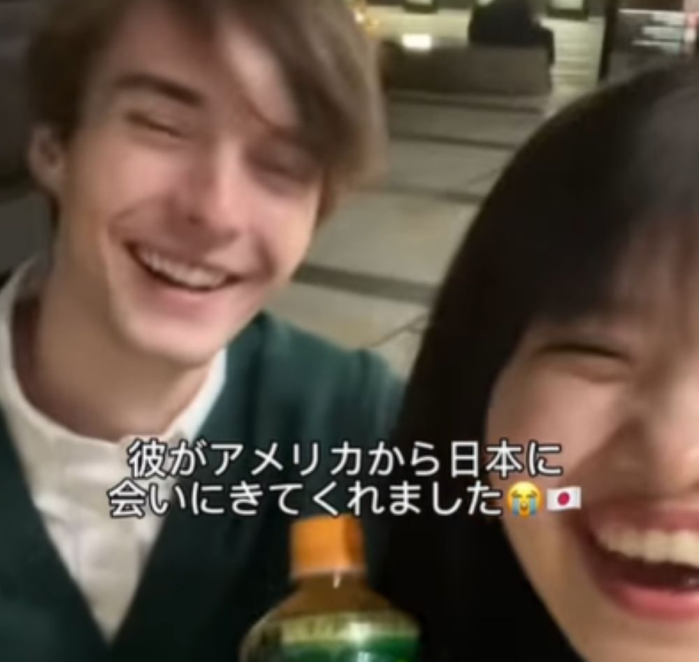 アメリカ人の男性と日本人の女性。→言語学習をきっかけに出会い…2年後の”現在の姿”に「素敵すぎる」「映画化してほしい」