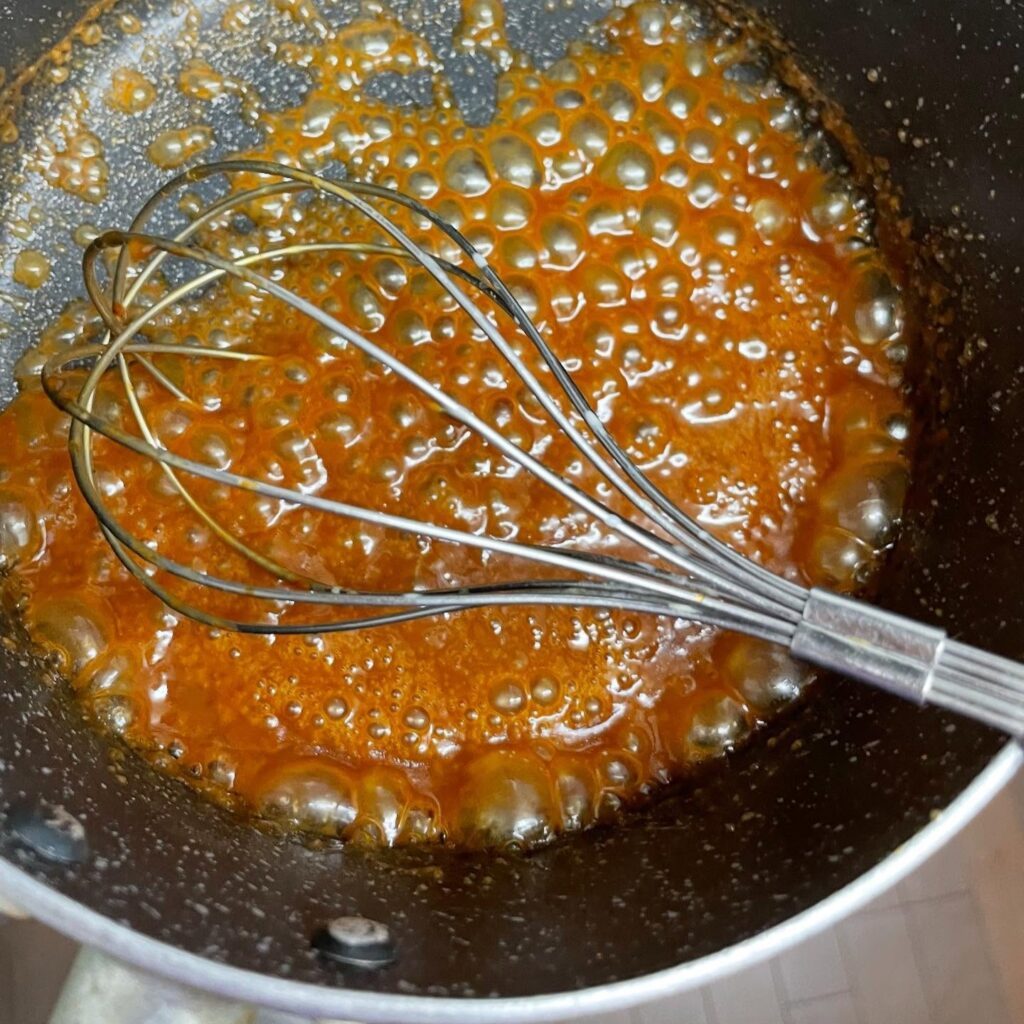 食欲をかきたてるキャラメル作り（@r.repo113さんより提供）