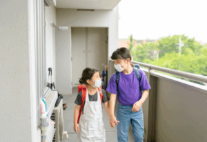 喧嘩ばかりしていた小学生時代　20年後の現在の姿に「成長」「ほっこりします」