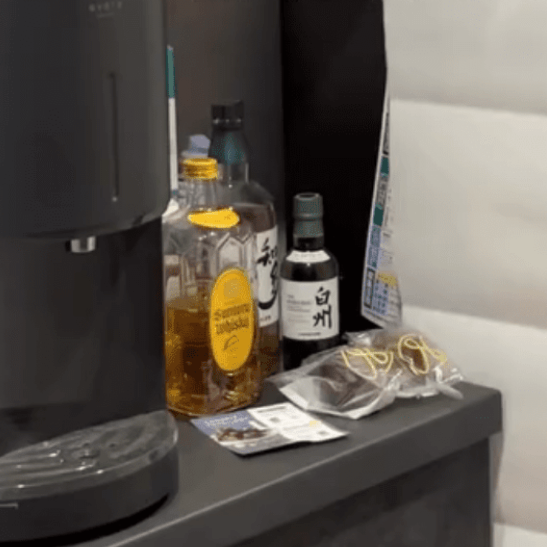 料理中、背後から「カランッ」という音に違和感。振り返ると…「怒る気にならんw」「あらあら…涙」「上手にできたね」