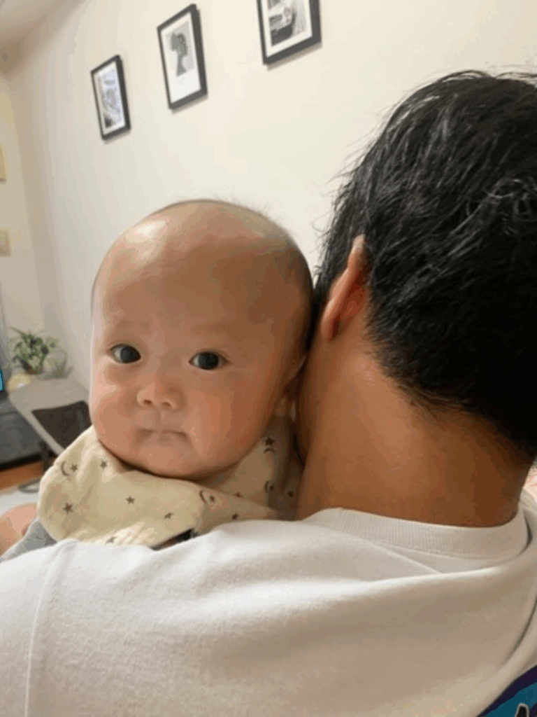 日常のパパさんとお子さん①（@sola._.0416さんより提供）