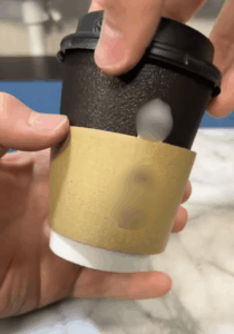 普段捨ててしまうコンビニのカップホルダー。活用した結果…「製品化してほしい」「センスがすごい！」「天才！」