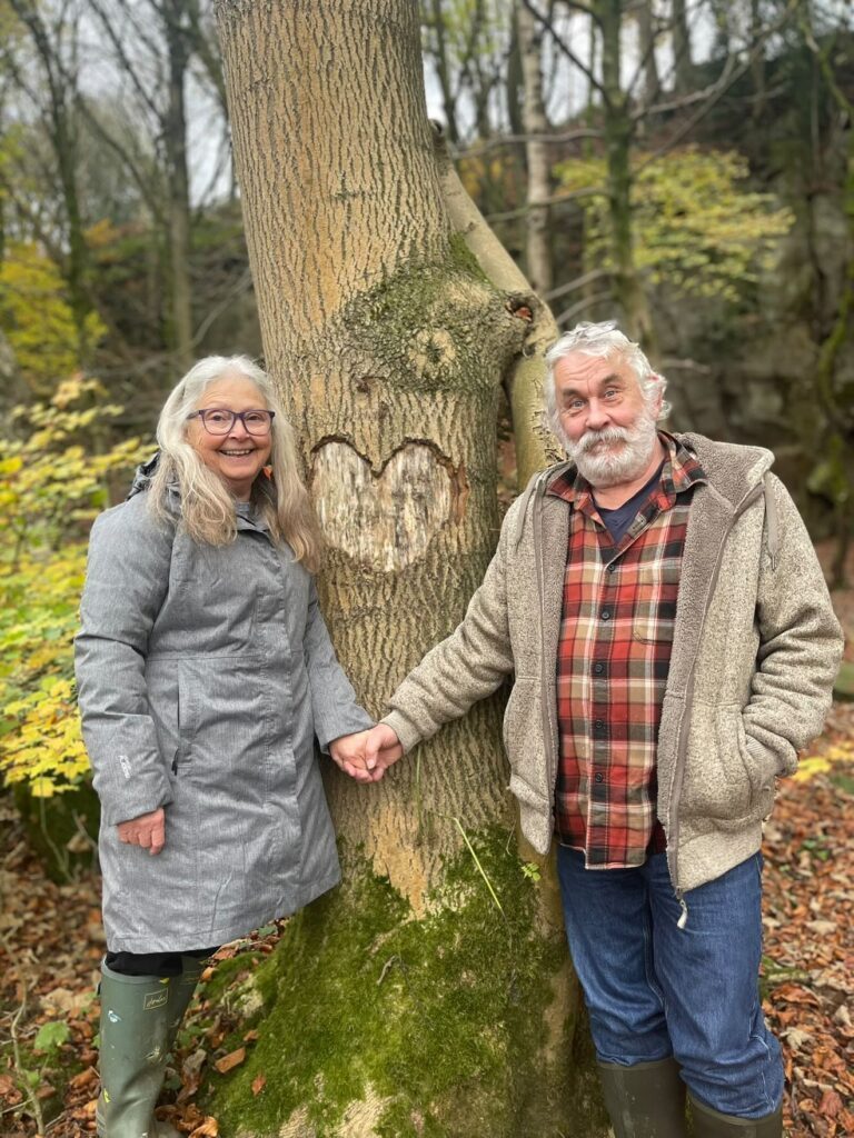 おばあちゃんとおじいちゃん（＠mieko.kosodateさんより提供）
