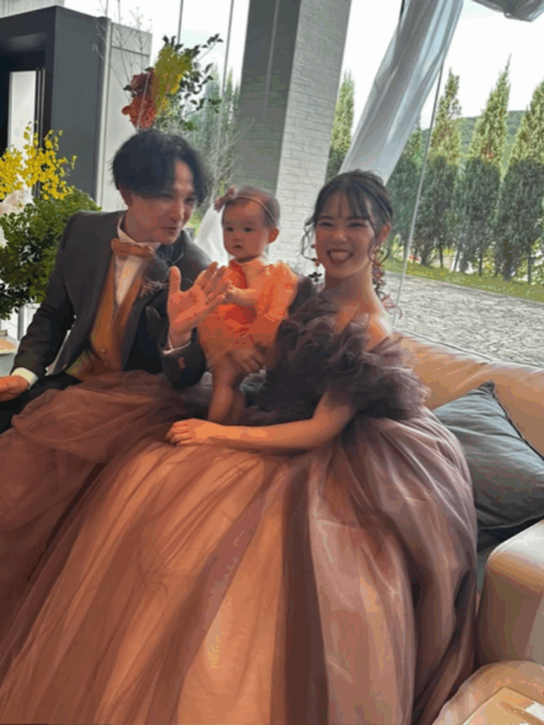 家族3人で素敵な結婚式に（@sni1110さんの投稿より）