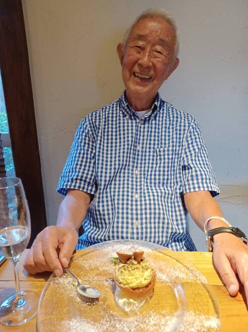 52歳で会社員を引退した男性　→その38年後、まさかの姿に「運命的な出会い」「人生が動き出した」　フィリピンの島を買った崎山克彦さんの生き方に迫る