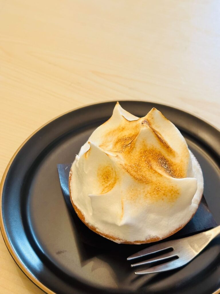 同じお店で購入したタルトケーキ（＠sakula11さんより提供）